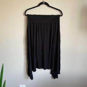 Black Yoga Midi Skirt